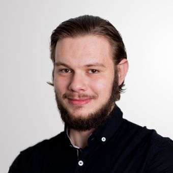 Nachhilfelehrer Amir Elezovic
