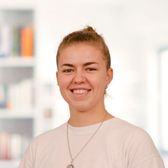 Nachhilfelehrerin Lynn Müller
